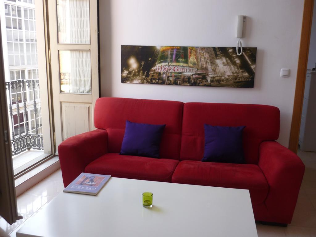 MALAMA Apartamentos Turísticos Málaga Quarto foto