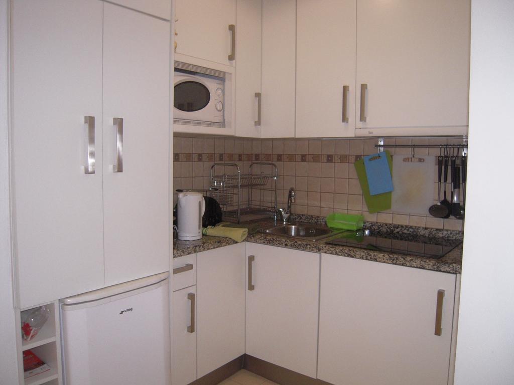 MALAMA Apartamentos Turísticos Málaga Quarto foto